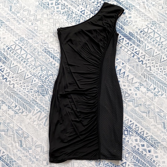 Andrew Marc One Shoulder Dress - Picture 7 of 8